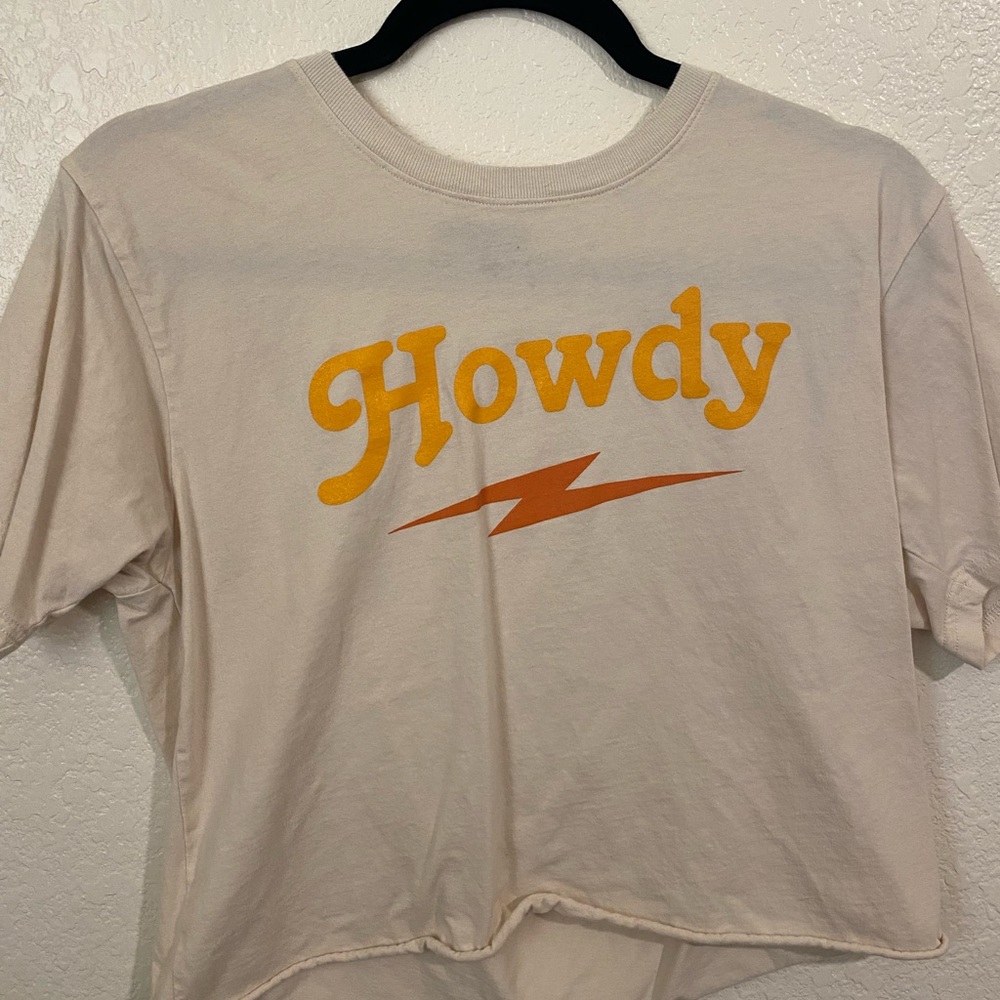 Howdy Graphic Tee in Cream with Yellow & Orange Print